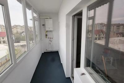 Apartament cu 3 camere în Micro 3 - 1