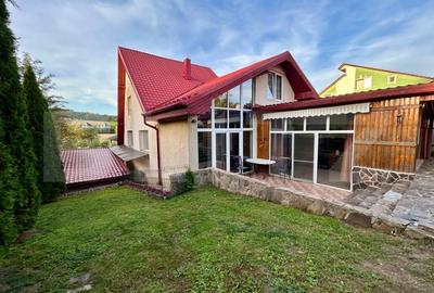 Casa moderna cu design deosebit,situata intr-o zona linistita. - 5