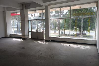 Inchiriez Spatiu Comercial in Bumbești-Jiu str Parângului - 3