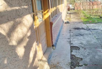 Casă cu 5 camere cu Teren 2000 Mp în Greaca - 7