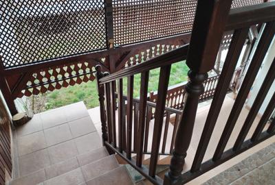 Casă cu 4 camere în Central - 3