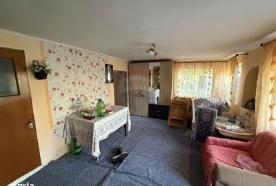 Casă cu 4 camere în Șerbești - 2