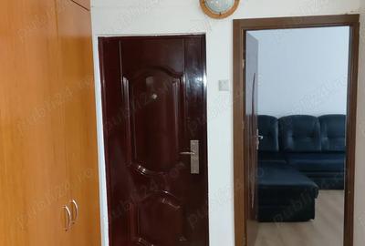 Persoana fizica vand apartament 2 camere