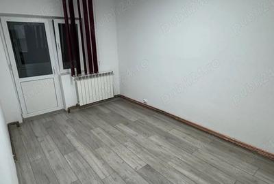 Apartament cu 3 camere decomandat în Central - 1