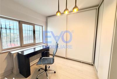 Apartament cu 4 camere decomandat în Copou - 2