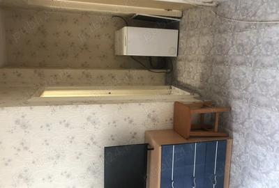 Garsonieră decomandată în Titan - 2