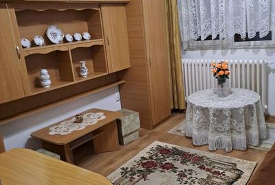 Garsonieră decomandată în Central - 5