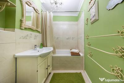 Apartament cu 3 camere decomandat în Astra - 2