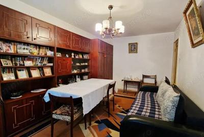 Apartament 3 camere Mosilor-VAV Vodafone, etaj 3, decomandat - 1