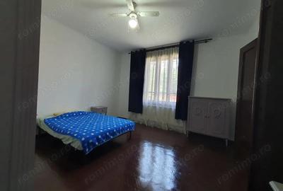 Casă cu 3 camere în Central - 10