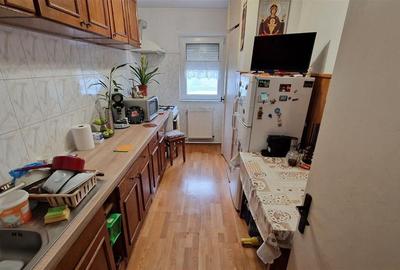 Apartament 3 camere 2 balcoane si pivnita zona Vasile Aaron - 4