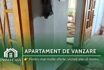 Casă cu 3 camere decomandat în Broșteni - 1