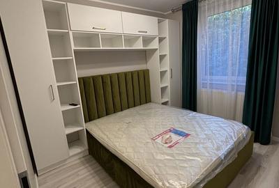 Apartament cu 3 camere decomandat în Exterior Vest - 2