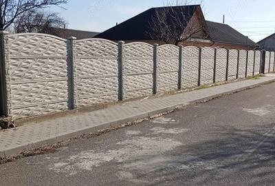 Casă cu Teren 1100 Mp în Central