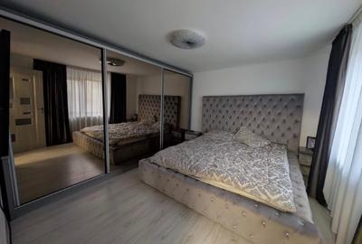 Apartament cu 3 camere decomandat în Tei - 4