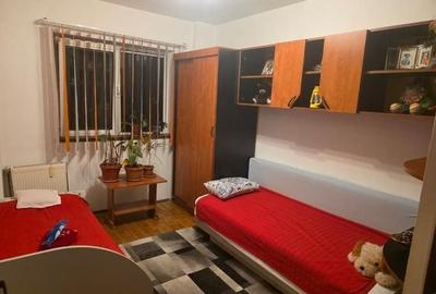 Apartament cu 4 camere decomandat, mobilat în Sebastian - 4