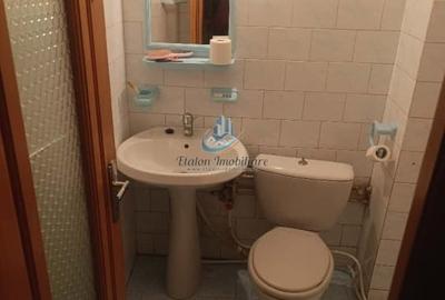 Apartament 3 camere decomandat, hol spatios, zona Mall Precista Apartament 3 camere decomandat, hol spatios, zona Mall Precista - 8