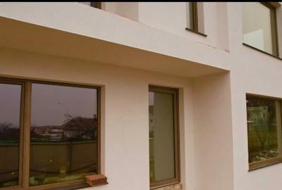 Casa / Vila ( P + E ) - Zona Burdujeni - 2