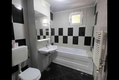 Apartament cu 2 camere decomandat în Republicii - 2