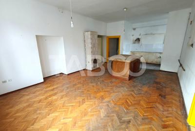 Spațiu comercial, de 177 mp, în Lupeni - 4