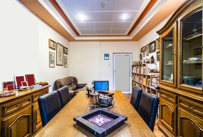 Vatra Luminoasa, bloc caramida reabilitat, parter inalt, renovat, parc - 5