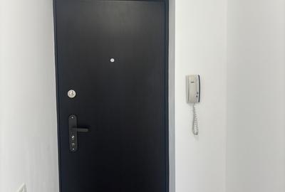 Apartament cu 3 camere decomandat în Giurgiului - 3