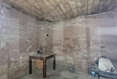 APARTAMENT 3 CAMERE LA CURTE COMUNA 80 MP ZONA PIATA SARBEASCA  PRET 40000 - 7