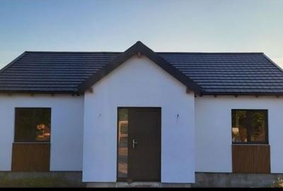 Casă cu 4 camere în Exterior Vest - 3