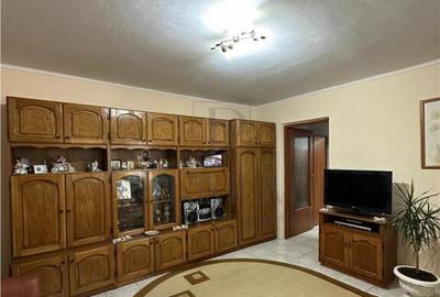 Buziasului - 2 Camere - Centrala termica proprie - Foarte sp