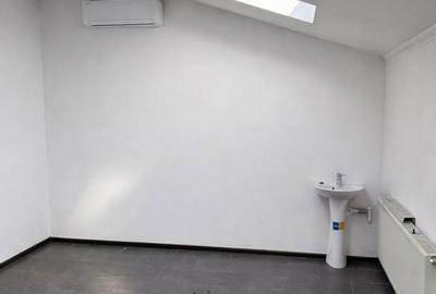 Spațiu comercial, de 17 mp, în Ultracentral - 2