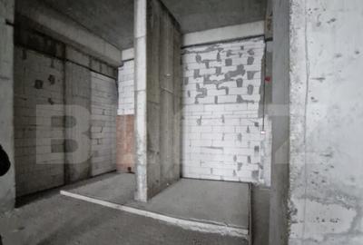 Spațiu comercial, de 400 mp, în Central - 12