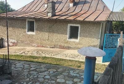 Casă în Livezi - 2