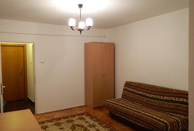 Garsonieră decomandată în Central - 12