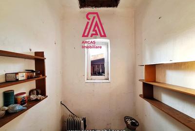 Casa individula de vanzare, teren 500 mp- zona centrala -Terezian! Casa individula de vanzare, teren 500 mp- zona centrala -Terezian! - 9