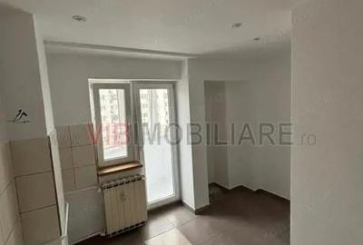 Decebal - Vedere bulevard - 3 balcoane - stradal - 8