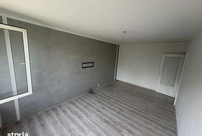 Apartament cu 3 camere decomandat în Rahova