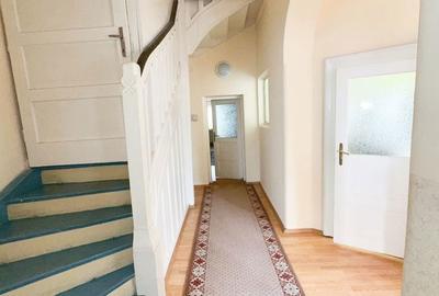 Casă cu 5 camere cu Teren 990 Mp în Central - 6