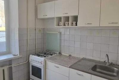 Garsonieră decomandată în Berceni - 2