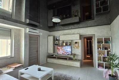 Apartament cu 3 camere decomandat în Exterior Vest - 2