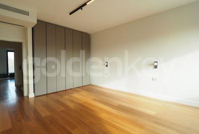 Vila complet renovata | 6 camere | 587mp teren - 16