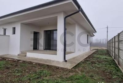 Casă cu 2 camere cu Teren 250 Mp în Nojorid - 3