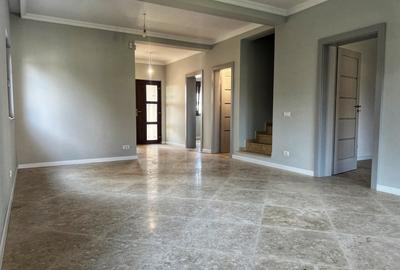 Duplex, 368mp teren, 149mp utili, 5 camere - Sacalaz - 2