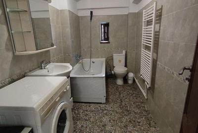 Garsonieră decomandată în Central - 2