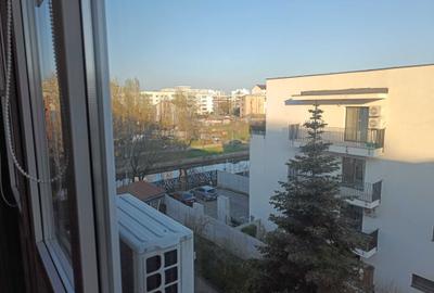 Garsonieră decomandată în Exterior Vest - 4