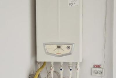 Spațiu comercial, de 53 mp, în Central - 4