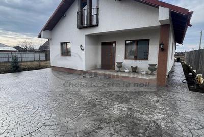 Casă cu 3 camere cu Teren 400 Mp în Holboca - 2