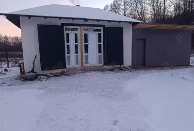 Casă cu 2 camere cu Teren 1030 Mp în Budeasa - 2