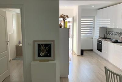 Apartament cu 3 camere decomandat în Central - 7