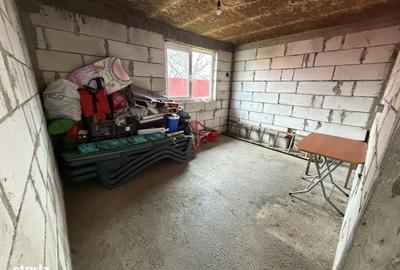 Casă cu 4 camere în Ciorani - 7