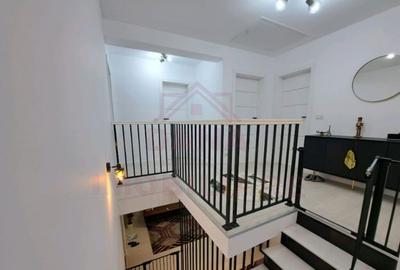 VILA TIP TRIPLEX/ LA CHEIE/ IN CARANSEBE?/,JUD.C-S COM... - 3